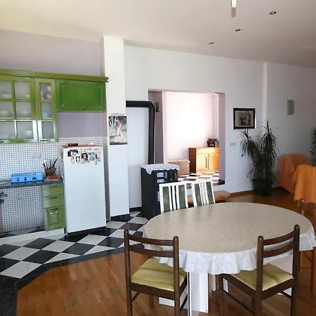 Immaculate 2-bed In Borak Holiday home Omis
