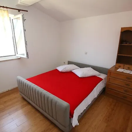 Ferienhaus Immaculate 2-bed In Borak Omiš
